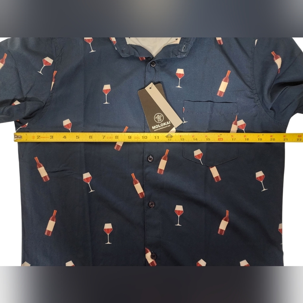 Molokai Surf Wine Short Sleeve Button Down Mens Shirt Sz M Wine Tasting - Picture 5 of 6